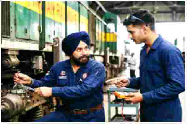 RRB requires 6,565 staff members Technician